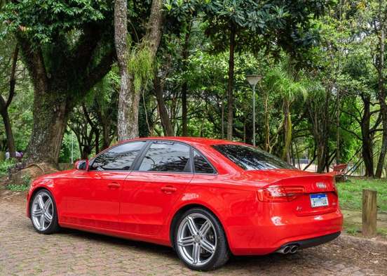 AUDI-A4-2014