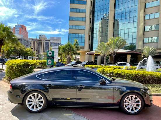 AUDI-A7-2011