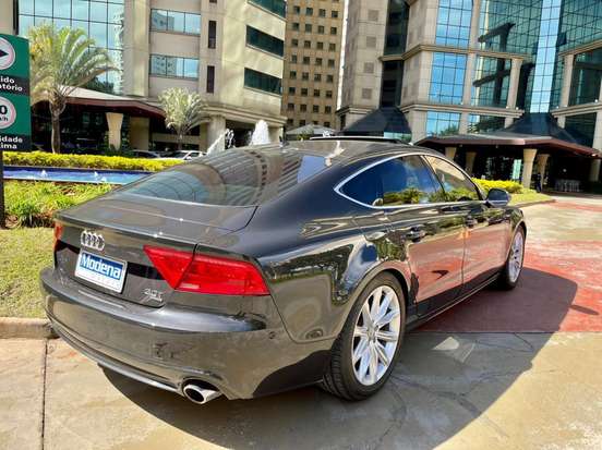 AUDI-A7-2011