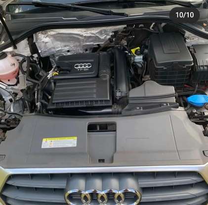 AUDI-Q3-2017
