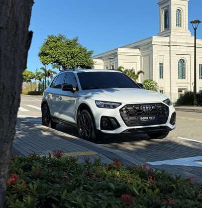AUDI-Q5-2024