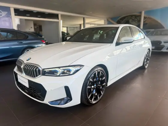 BMW 320i 2.0 16V TURBO FLEX M SPORT AUTOMÁTICO BMW 320i 2.0 16V TURBO FLEX M SPORT AUTOMÁTICO