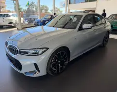 BMW 320i 2.0 16V TURBO FLEX M SPORT AUTOMÁTICO BMW 320i 2.0 16V TURBO FLEX M SPORT AUTOMÁTICO