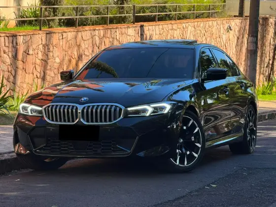 BMW 320i 2.0 16V TURBO FLEX M SPORT AUTOMÁTICO BMW 320i 2.0 16V TURBO FLEX M SPORT AUTOMÁTICO