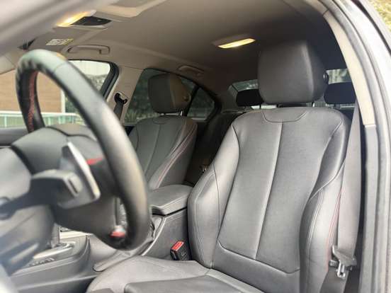 BMW-320i-2.0 SPORT GP 16V TURBO ACTIVE FLEX 4P AUTOMÁTICO BMW-320i-2016