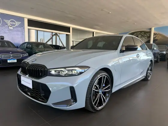 BMW 330e 2.0 16V TURBO HÍBRIDO M SPORT AUTOMÁTICO BMW 330e 2.0 16V TURBO HÍBRIDO M SPORT AUTOMÁTICO