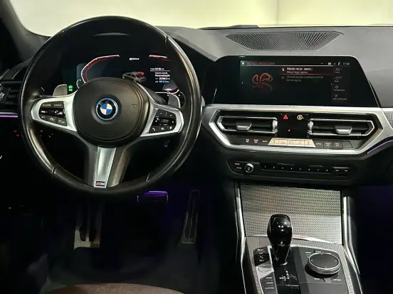 BMW-330e-2.0 16V TURBO HÍBRIDO M SPORT AUTOMÁTICO BMW-330e-2021