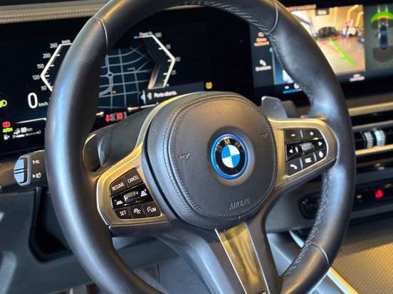 BMW-330e-2.0 16V TURBO HÍBRIDO M SPORT AUTOMÁTICO BMW-330e-2022