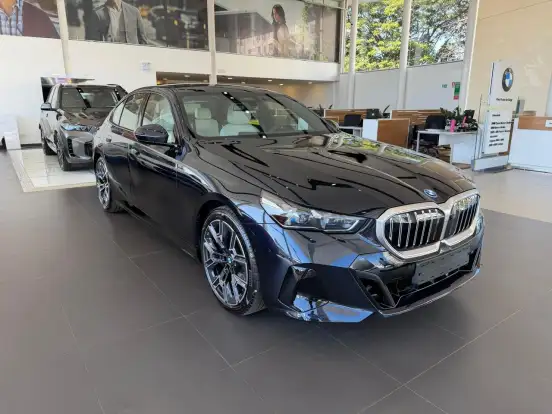 BMW-530e-2.0 TWINPOWER PHEV M SPORT AUTOMÁTICO BMW-530e-2025
