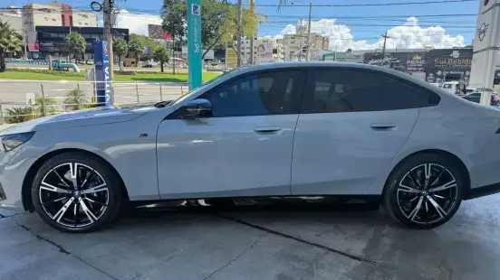 BMW-i5-2024