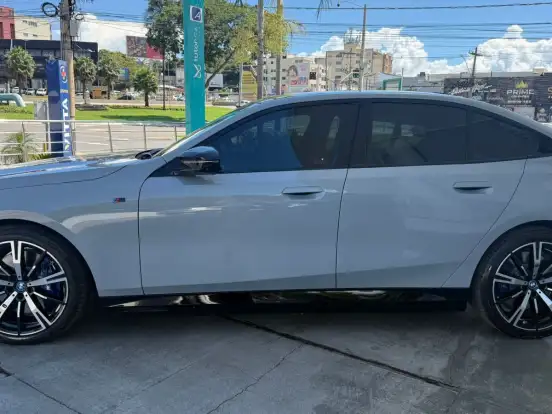 BMW-i5-ELÉTRICO XDRIVE60 M SPORT BMW-i5-2024