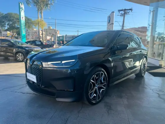 BMW iX ELÉTRICO XDRIVE40