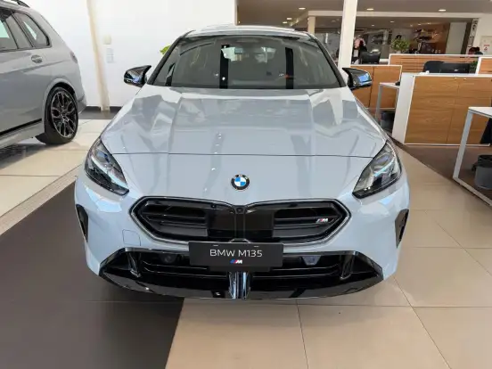 BMW-M 135i-2.0 16V TURBO GASOLINA XDRIVE STEPTRONIC BMW-M 135i-2025