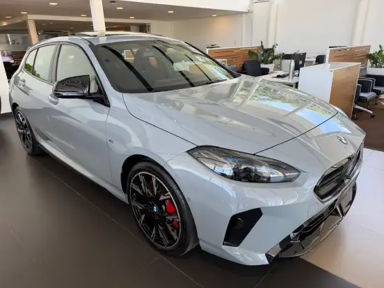 BMW-M 135i-2.0 16V TURBO GASOLINA XDRIVE STEPTRONIC BMW-M 135i-2025
