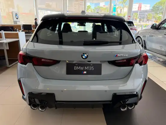 BMW-M 135i-2.0 16V TURBO GASOLINA XDRIVE STEPTRONIC BMW-M 135i-2025