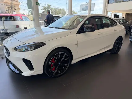 BMW M 235i 2.0 16V TURBO GASOLINA XDRIVE GRAN COUPÉ STEPTRONIC BMW M 235i 2.0 16V TURBO GASOLINA XDRIVE GRAN COUPÉ STEPTRONIC