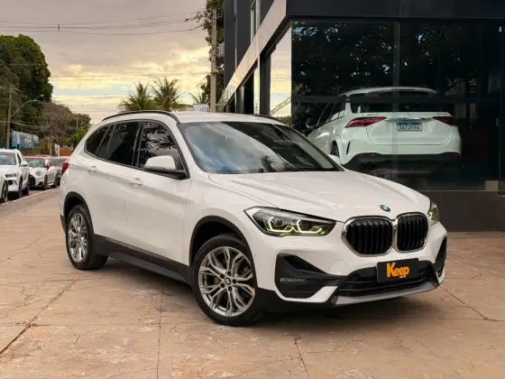 BMW X1 2.0 16V TURBO ACTIVEFLEX SDRIVE20I 4P AUTOMÁTICO BMW X1 2.0 16V TURBO ACTIVEFLEX SDRIVE20I 4P AUTOMÁTICO
