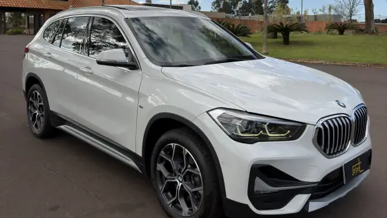 BMW X1 2.0 16V TURBO ACTIVEFLEX SDRIVE20I X-LINE 4P AUTOMÁTICO BMW X1 2.0 16V TURBO ACTIVEFLEX SDRIVE20I X-LINE 4P AUTOMÁTICO