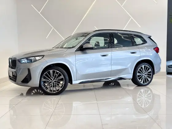 BMW X1 2.0 16V TURBO GASOLINA SDRIVE20I M SPORT STEPTRONIC BMW X1 2.0 16V TURBO GASOLINA SDRIVE20I M SPORT STEPTRONIC