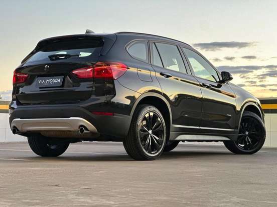BMW-X1-2.0 16V TURBO ACTIVEFLEX SDRIVE20I 4P AUTOMÁTICO BMW-X1-2016