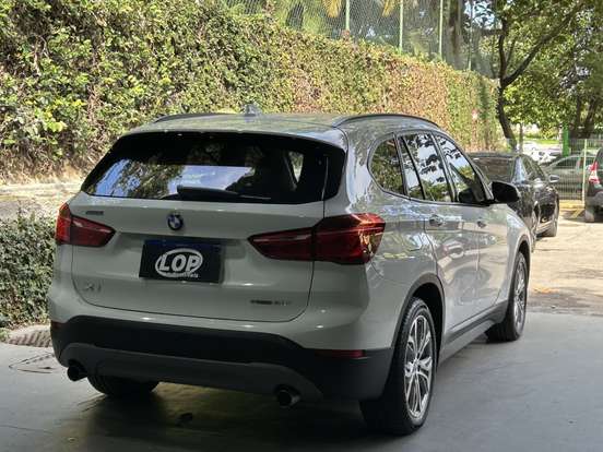 BMW-X1-2.0 16V TURBO ACTIVEFLEX SDRIVE20I 4P AUTOMÁTICO BMW-X1-2018