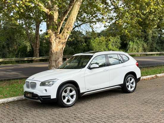BMW-X1-2.0 16V TURBO GASOLINA SDRIVE20I 4P AUTOMÁTICO BMW-X1-2014