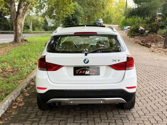 BMW-X1-2.0 16V TURBO GASOLINA SDRIVE20I 4P AUTOMÁTICO BMW-X1-2014