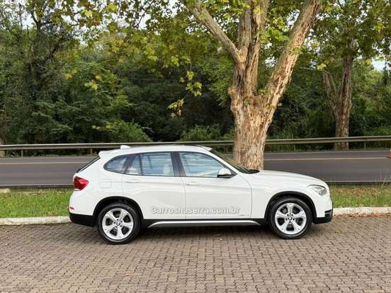 BMW-X1-2.0 16V TURBO GASOLINA SDRIVE20I 4P AUTOMÁTICO BMW-X1-2014