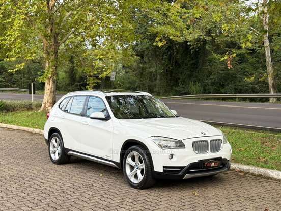BMW-X1-2.0 16V TURBO GASOLINA SDRIVE20I 4P AUTOMÁTICO BMW-X1-2014