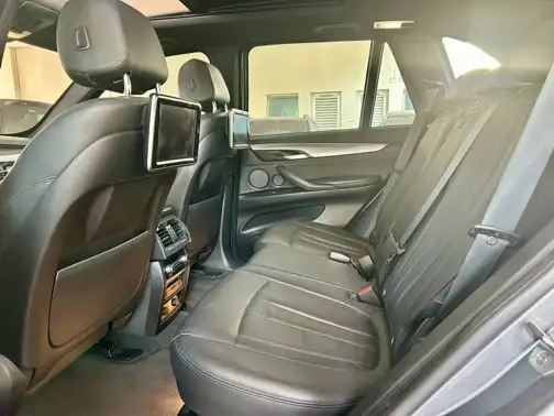 BMW-X5-2015