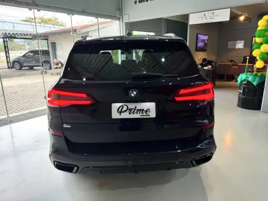 BMW-X5-2020