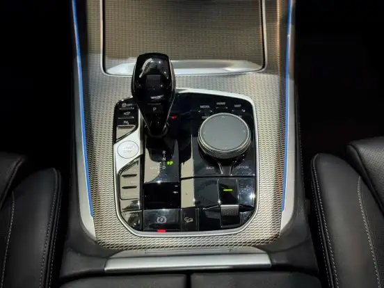 BMW-X5-2020