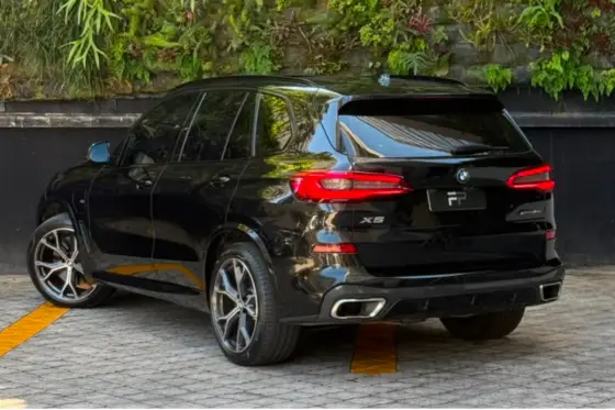 BMW X5 3.0 I6 TURBO HÍBRIDO XDRIVE45E M SPORT AUTOMÁTICO BMW X5 3.0 I6 TURBO HÍBRIDO XDRIVE45E M SPORT AUTOMÁTICO