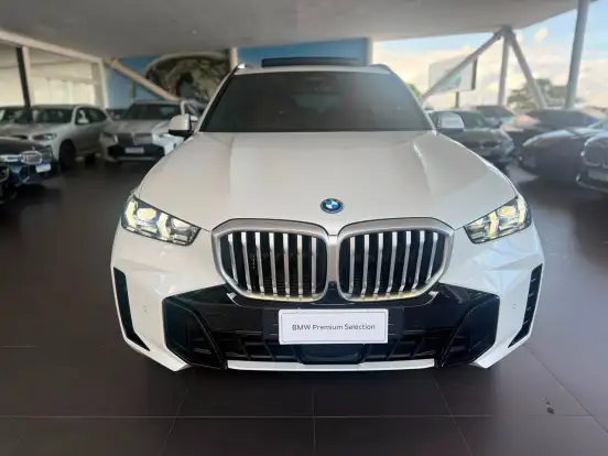 BMW-X5-2023