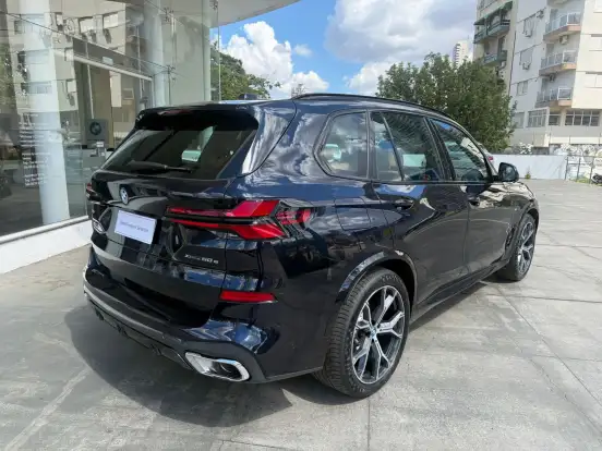 BMW-X5-3.0 I6 TURBO HÍBRIDO XDRIVE50E M SPORT AUTOMÁTICO BMW-X5-2025