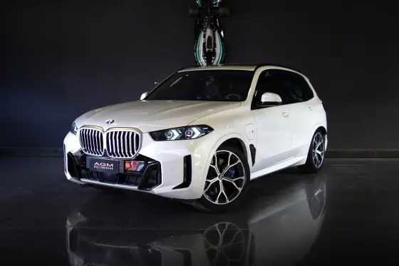 BMW X5 3.0 I6 TURBO HÍBRIDO XDRIVE50E M SPORT AUTOMÁTICO BMW X5 3.0 I6 TURBO HÍBRIDO XDRIVE50E M SPORT AUTOMÁTICO