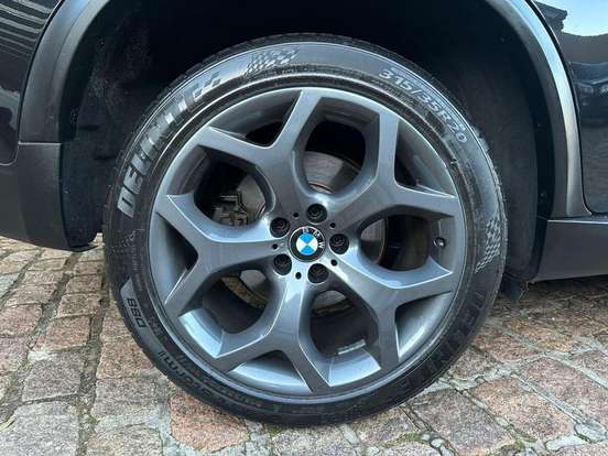 BMW-X5-2008