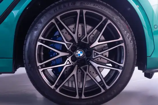 BMW-X6-4.4 V8 BITURBO GASOLINA M COMPETITION AUTOMÁTICO BMW-X6-2023