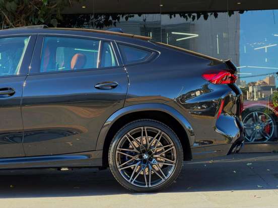 BMW-X6-4.4 V8 BITURBO GASOLINA M COMPETITION AUTOMÁTICO BMW-X6-2023