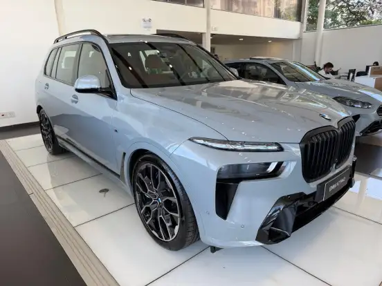 BMW-X7-2026