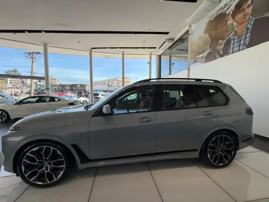 BMW-X7-2026