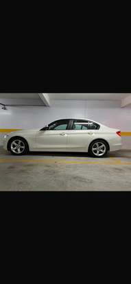 BMW-320i-2014
