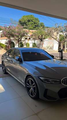 BMW-320i-2022
