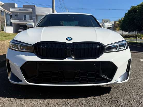 BMW-320i-2.0 16V TURBO FLEX M SPORT AUTOMÁTICO BMW-320i-2024