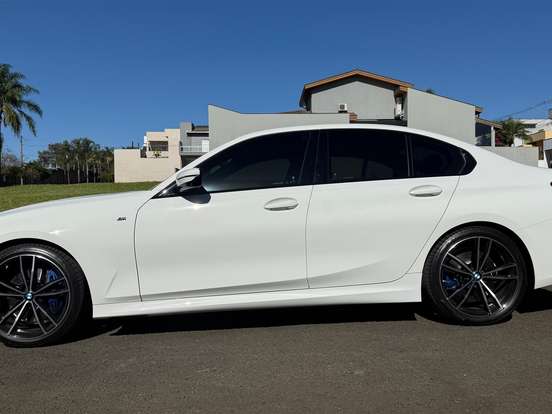BMW-320i-2.0 16V TURBO FLEX M SPORT AUTOMÁTICO BMW-320i-2024