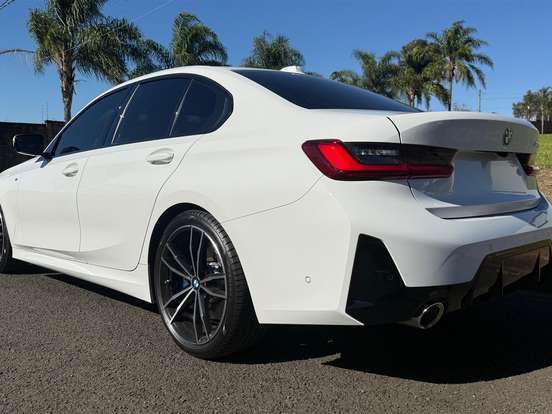 BMW-320i-2.0 16V TURBO FLEX M SPORT AUTOMÁTICO BMW-320i-2024