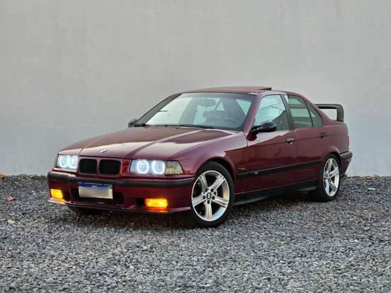 BMW-325i-1994