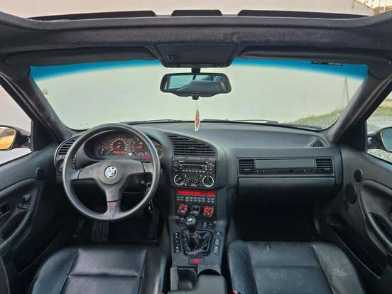 BMW-325i-1994
