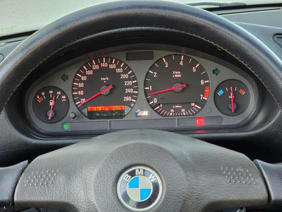 BMW-325i-2.5 SEDAN 24V GASOLINA 4P MANUAL BMW-325i-1994