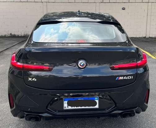 BMW-X4-2022